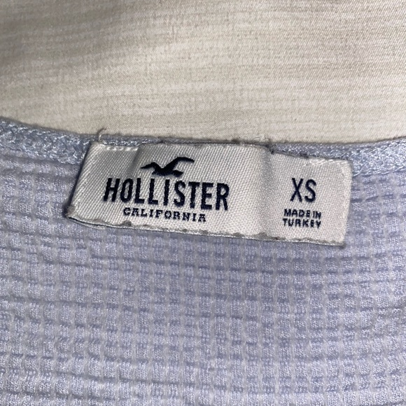 light blue hollister top - Picture 2 of 2